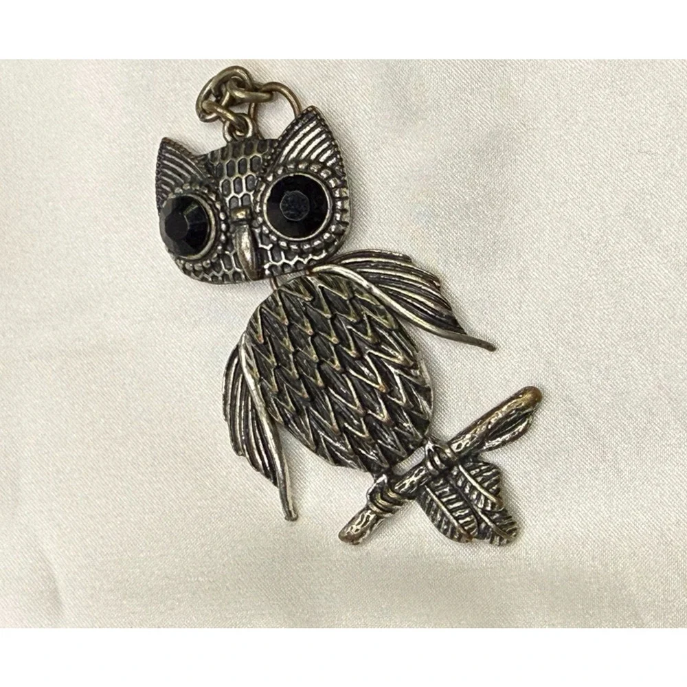 Vintage Metal Owl Black Eyes Pendant Necklace Chain Jewelry Pendant